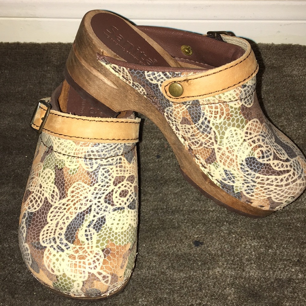 Sanita clog NWOT 28eu/11c